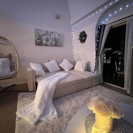 Cozy Downtown Condo Retreat With Space Needle View Seattle Ngoại thất bức ảnh